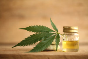 marijuana_leaf_cbd_oil_bottle